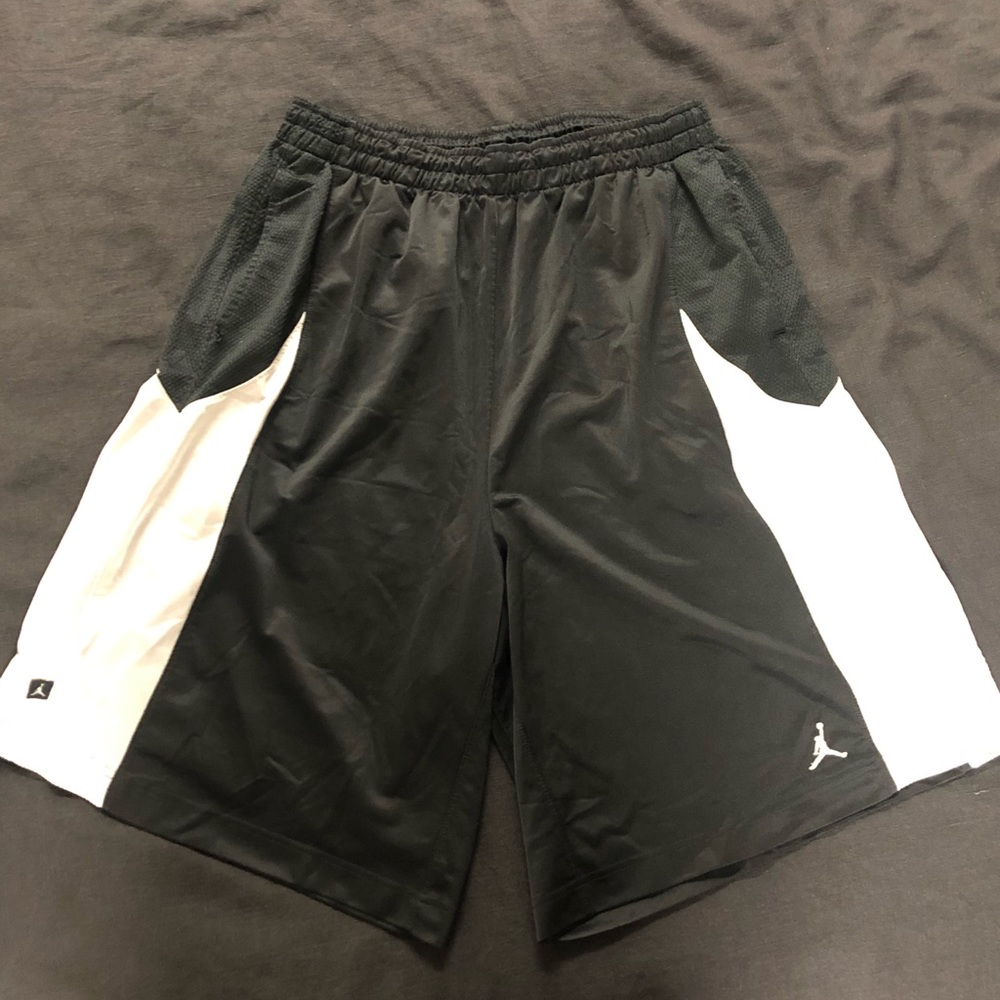Basketball shorts